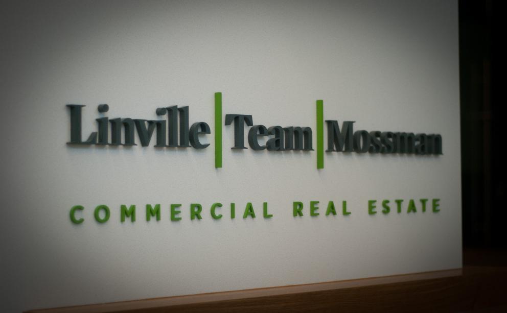 Linville Team Mossman Sign